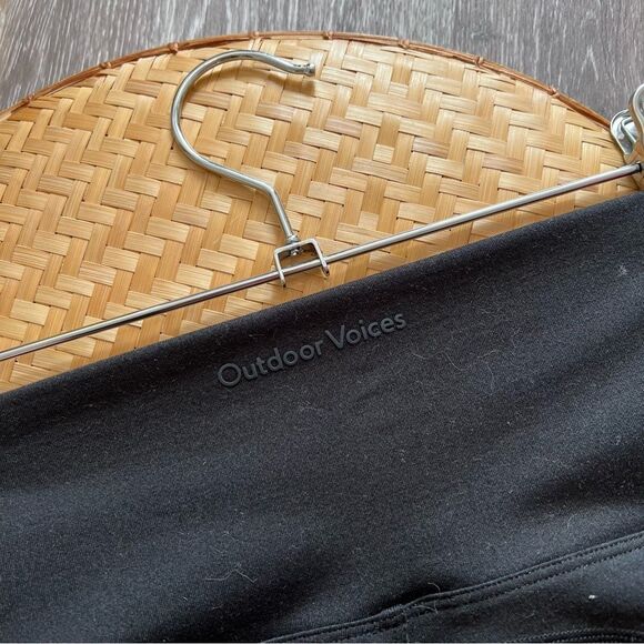 Outdoor voices black 5” biker shorts women’s size S - Picture 5 of 6